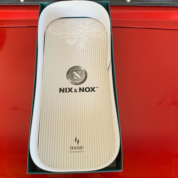 Beautiful wig purple silver and black new never worn with box. - Picture 3 of 5